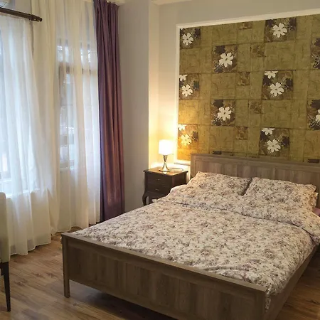 Hotel Dora