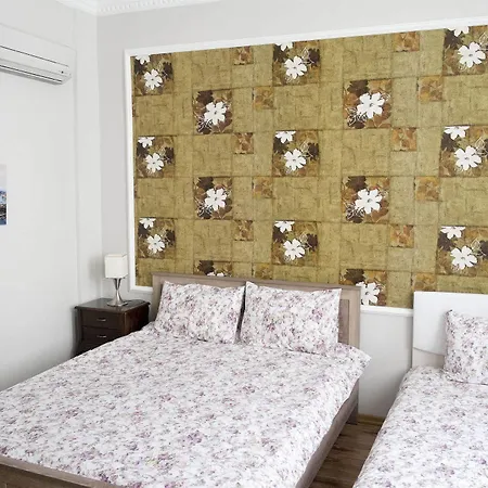 Dora Hotel